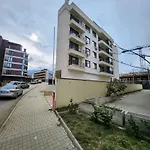 Student City Resort & Privat Parking