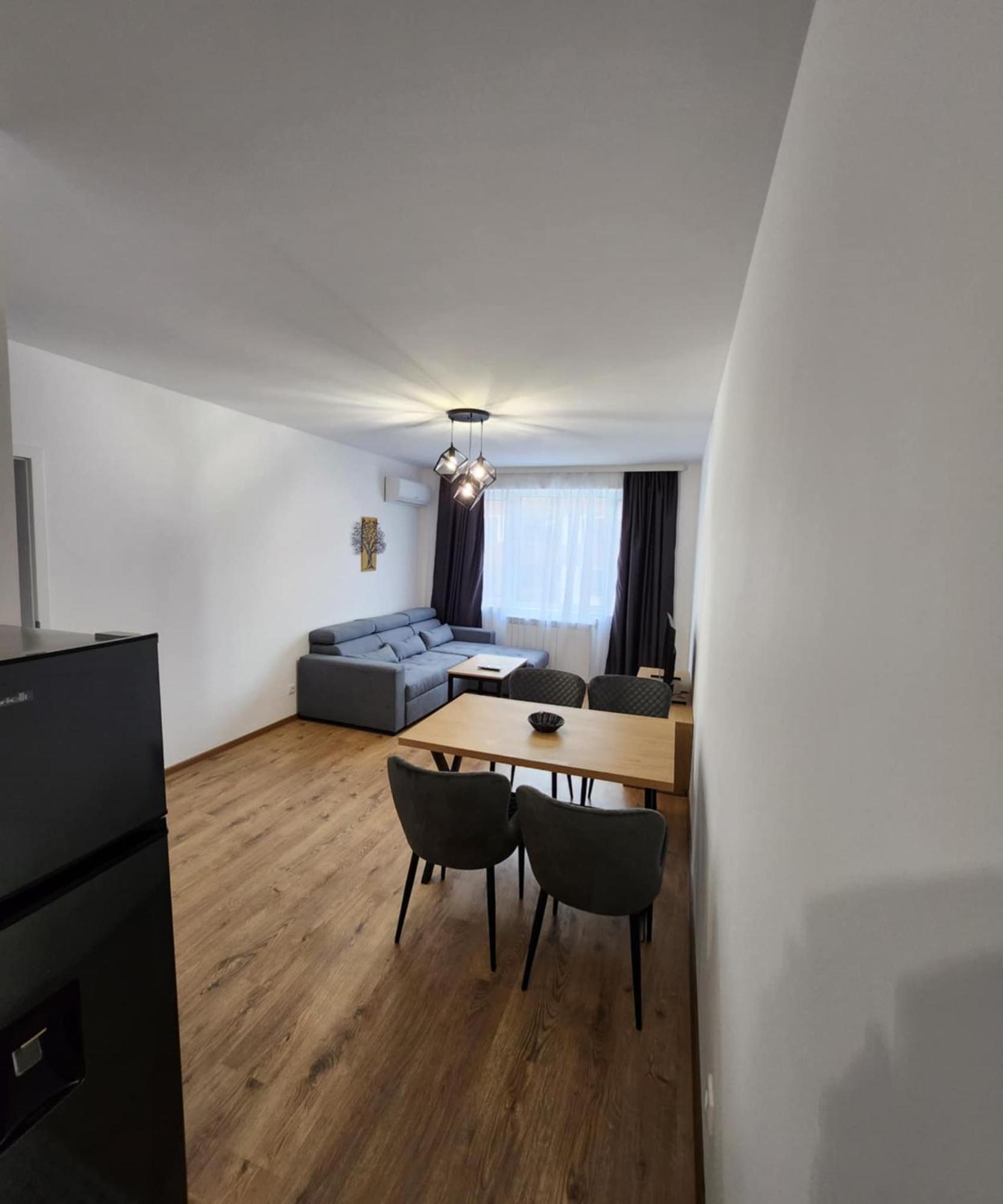 Student City & Privat Parking Apartment Sofia