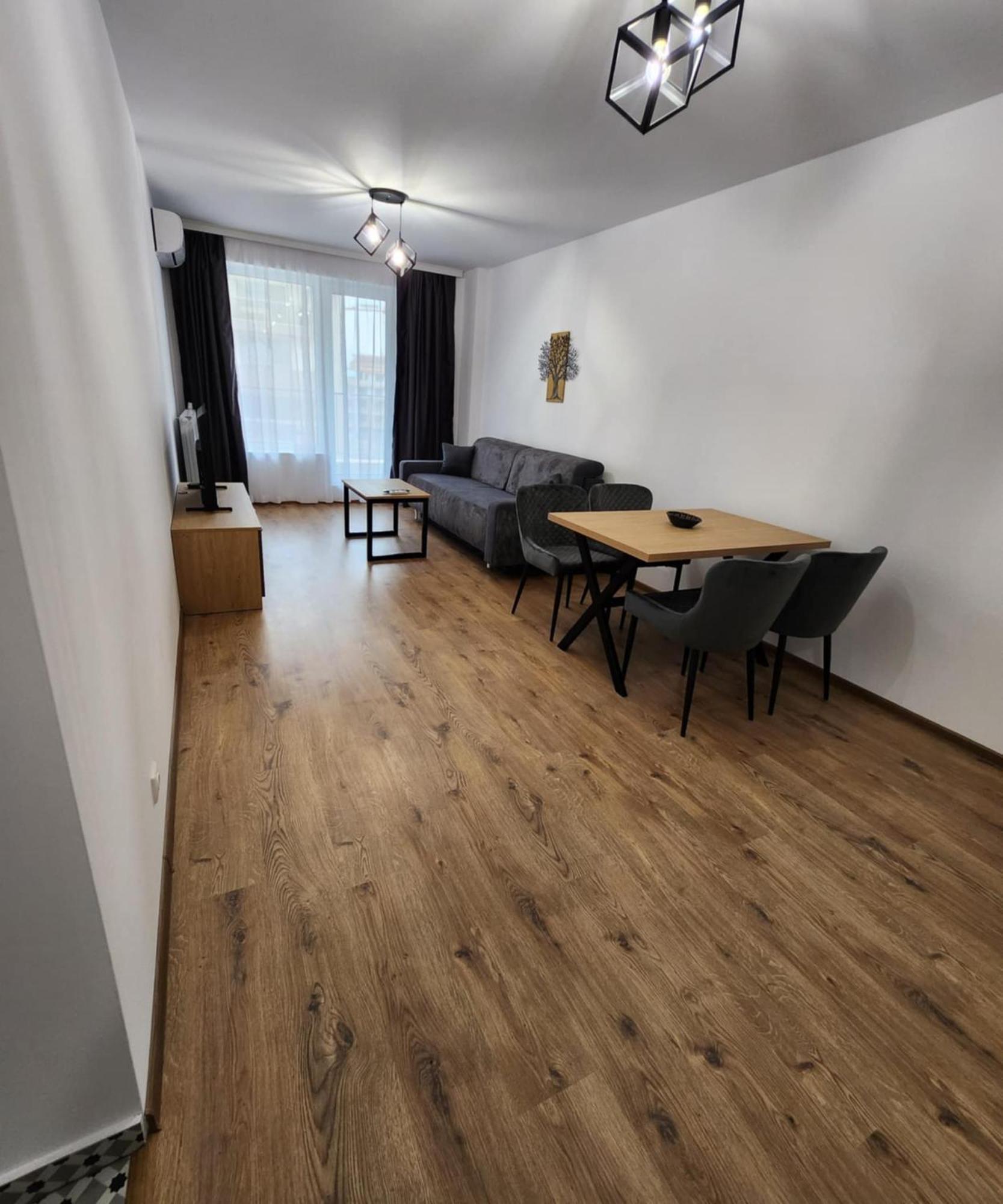 Student City & Privat Parking Apartment *